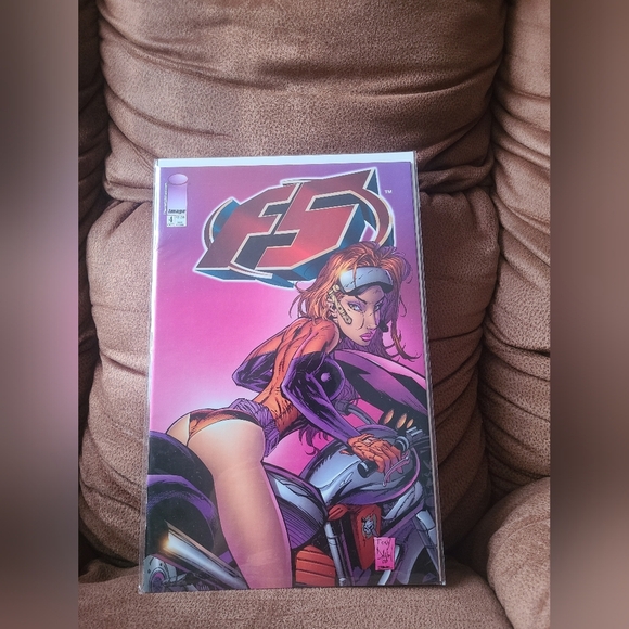 📚✏️F5 comics bundle - Picture 5 of 7